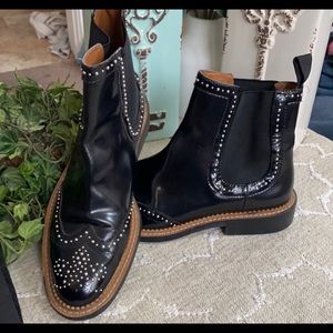 Zara Micro Studded Leather Flat Chelsea Boots Sz 7